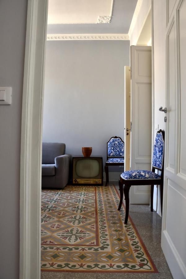 Battisti 18 Vintage Rooms Palermo Exterior foto