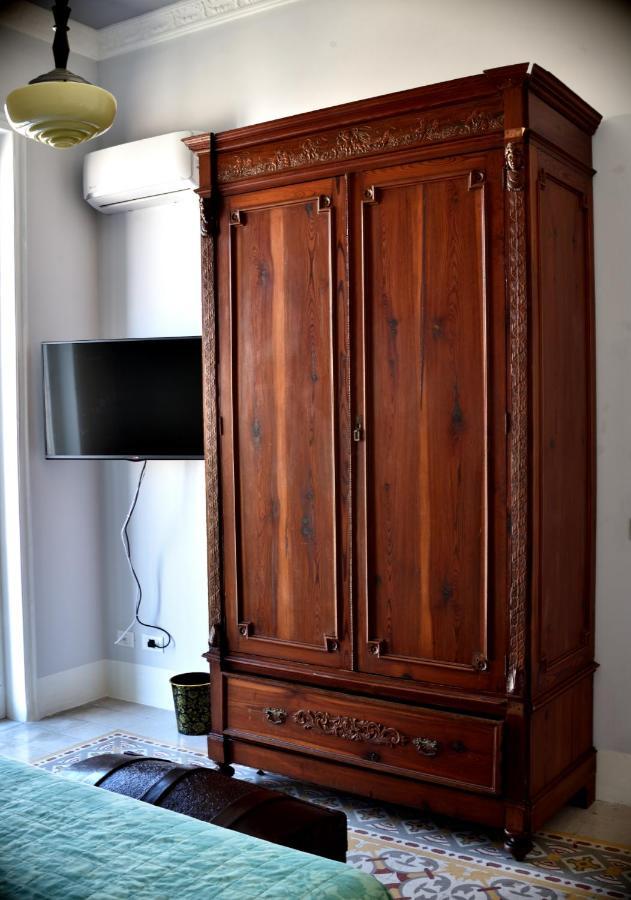 Battisti 18 Vintage Rooms Palermo Exterior foto
